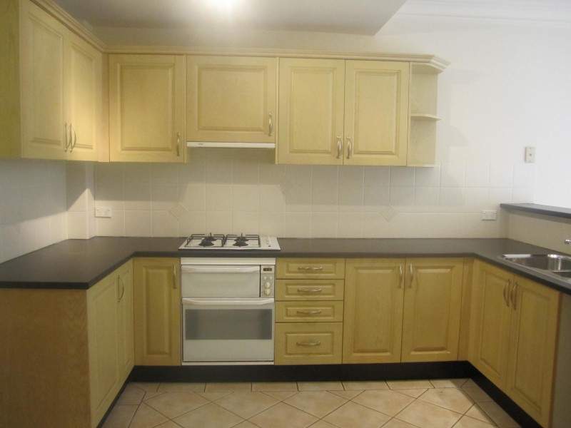 2/23 View Street, Camden NSW 2570