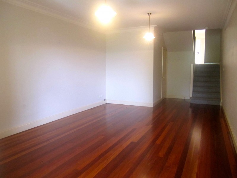 2/23 View Street, Camden NSW 2570