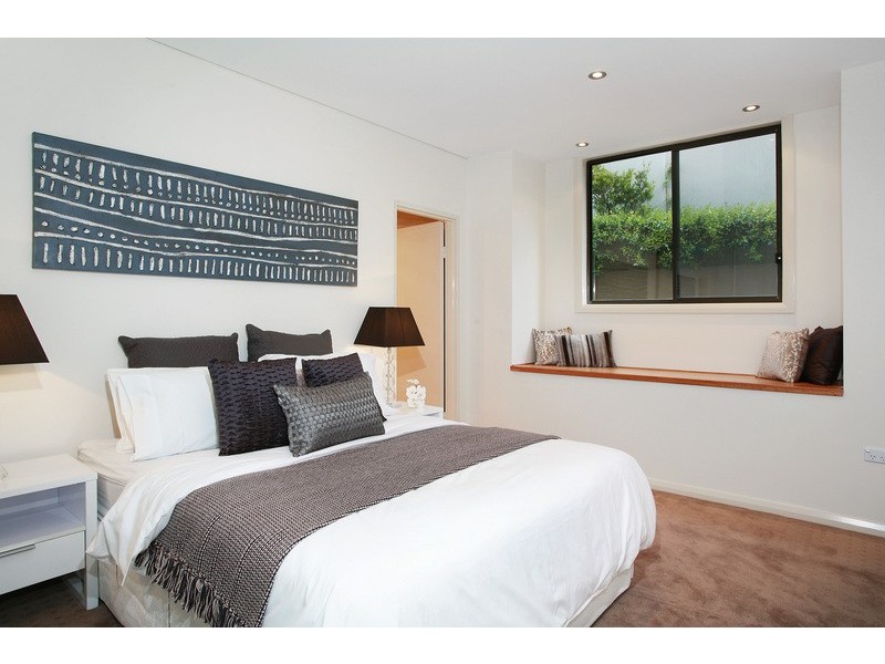 2/18 Simpson Street, Bondi Beach NSW 2026