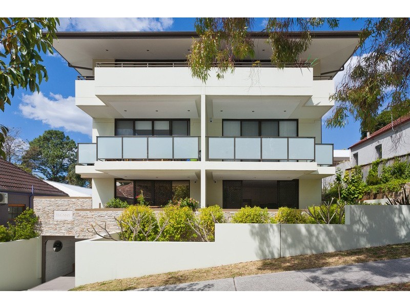 2/18 Simpson Street, Bondi Beach NSW 2026
