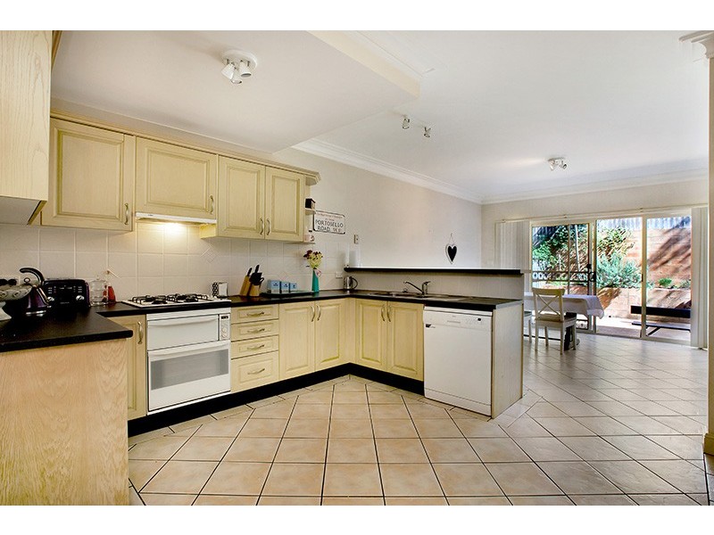 2/23 View Street, Camden NSW 2570