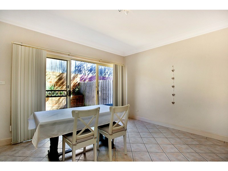 2/23 View Street, Camden NSW 2570