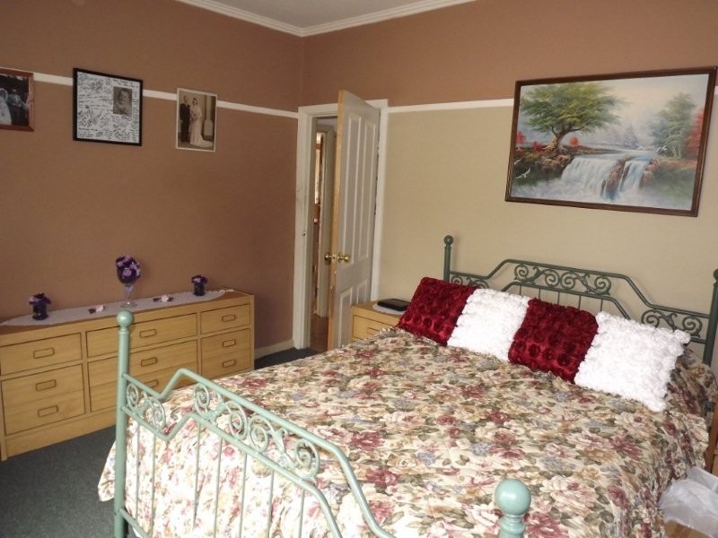 9 Pruden St, Moe VIC 3825