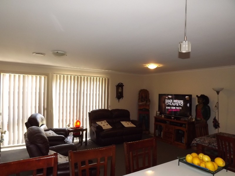 6/37 Monash Rd, Newborough VIC 3825