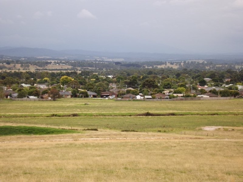 . Watsons Rd, Moe VIC 3825