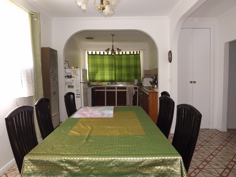 9 Gladstone street, Moe VIC 3825