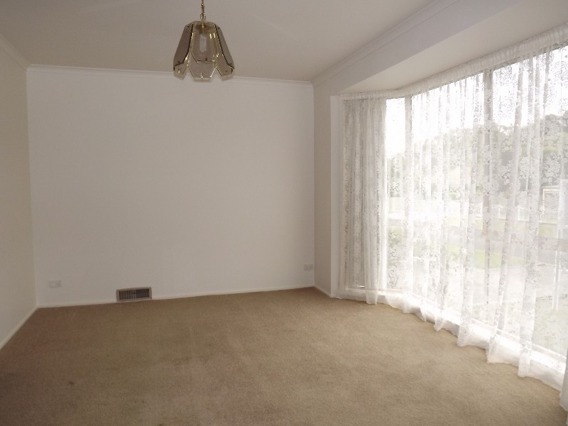 106 Southwell Avenue, Newborough VIC 3825