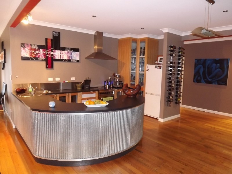 20 Rutherglen Rd, Newborough VIC 3825