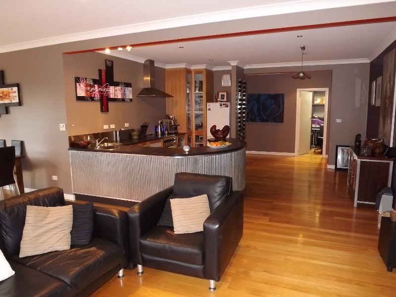 20 Rutherglen Rd, Newborough VIC 3825