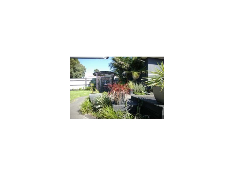 20 Rutherglen Rd, Newborough VIC 3825