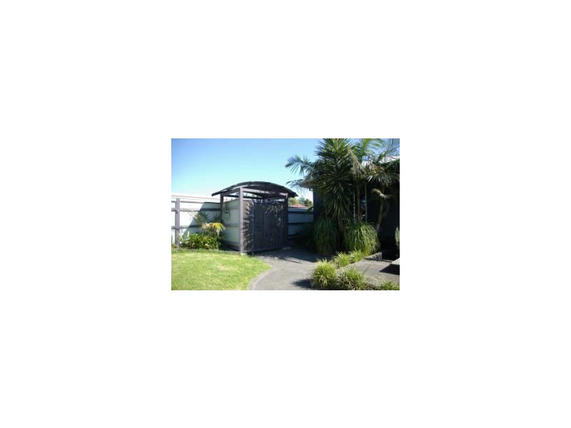 20 Rutherglen Rd, Newborough VIC 3825