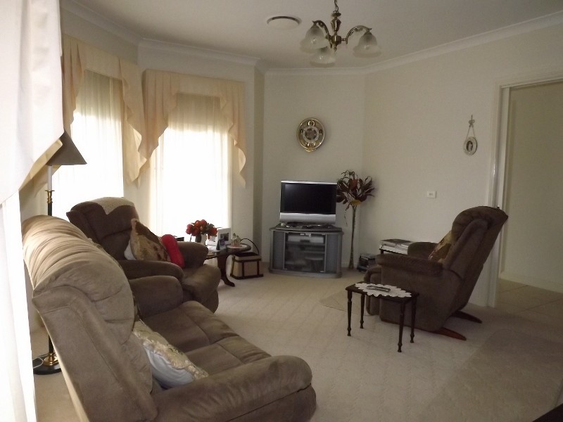 11 Vincent Boulevard, Trafalgar VIC 3824