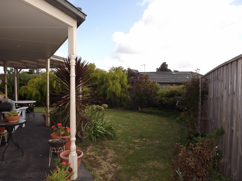 11 Vincent Boulevard, Trafalgar VIC 3824