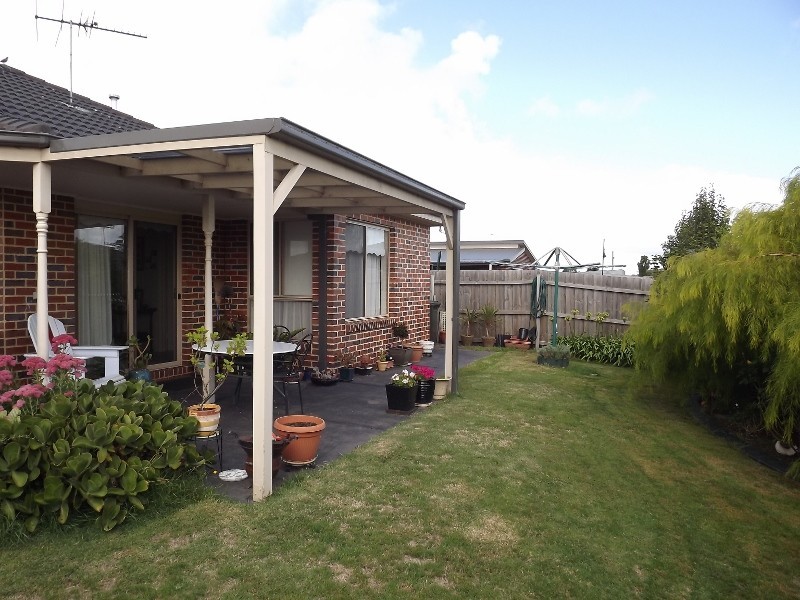 11 Vincent Boulevard, Trafalgar VIC 3824