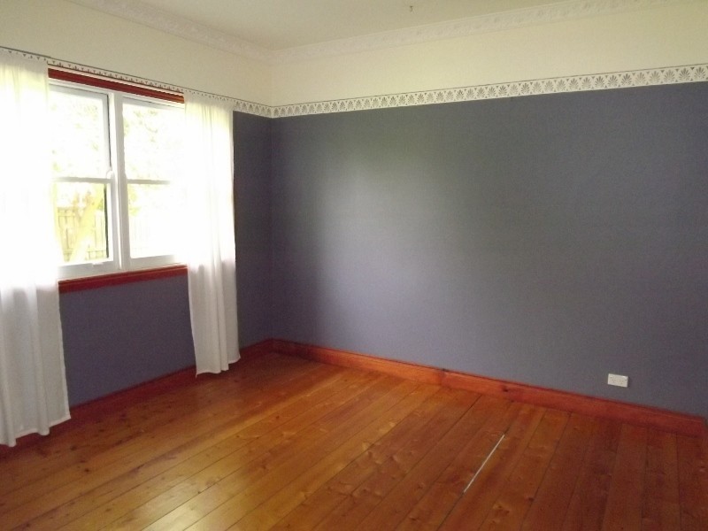 18 Gladstone St, Moe VIC 3825