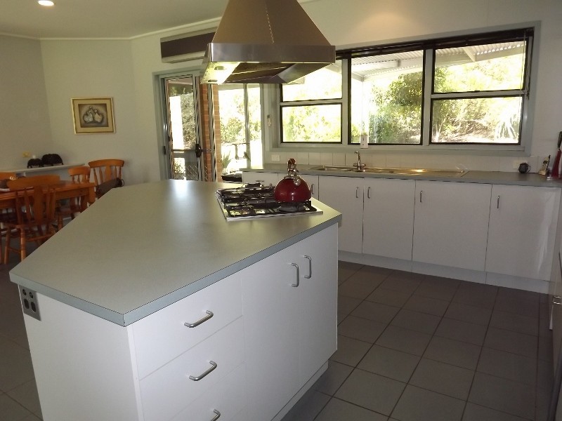27 Mathew court, Moe South VIC 3825