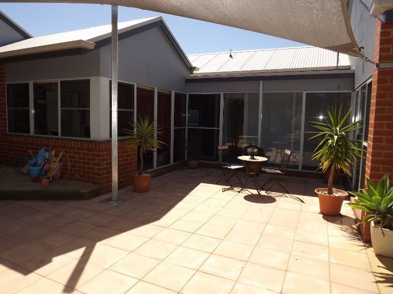 27 Mathew court, Moe South VIC 3825