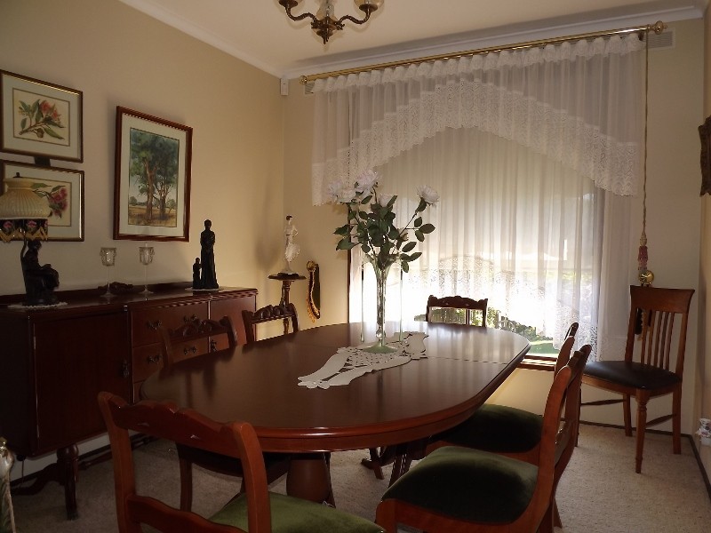 2 Tovell street, Newborough VIC 3825
