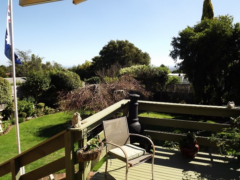 2 Tovell street, Newborough VIC 3825
