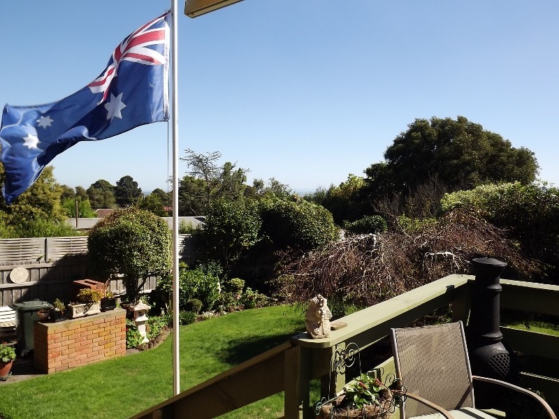 2 Tovell street, Newborough VIC 3825