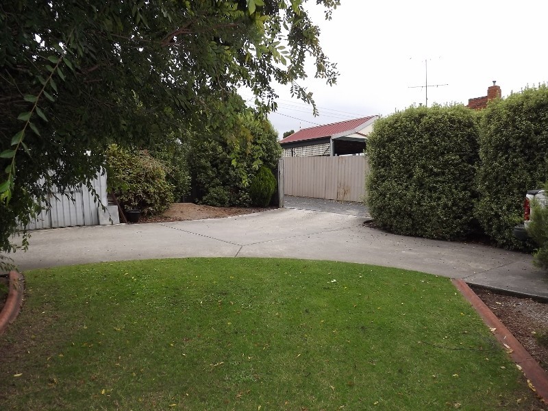 5-7 Rutherglen Road, Newborough VIC 3825