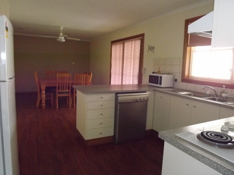 4 Furnell street, Newborough VIC 3825