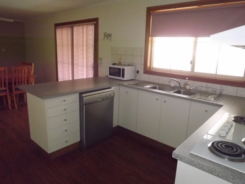 4 Furnell street, Newborough VIC 3825