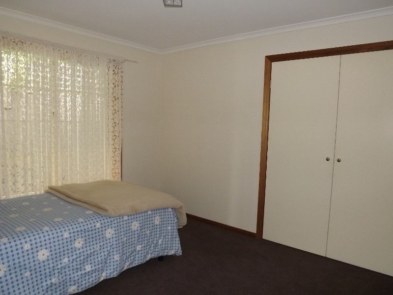 4 Furnell street, Newborough VIC 3825