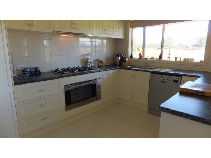 34 Paterson Court, Nicholson VIC 3882