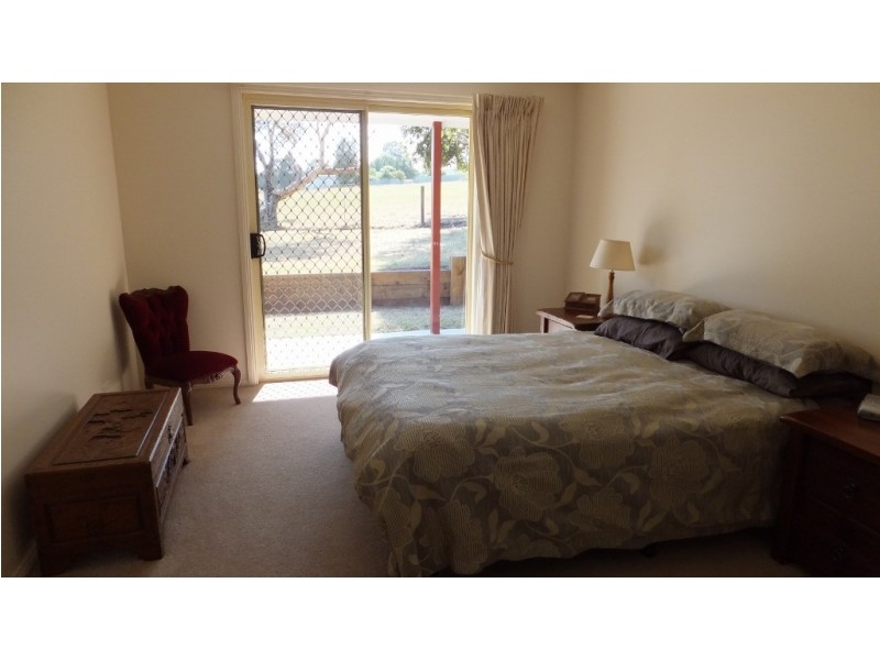 34 Paterson Court, Nicholson VIC 3882