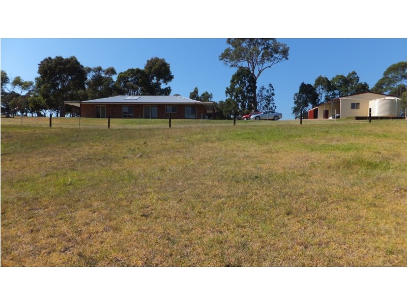 34 Paterson Court, Nicholson VIC 3882