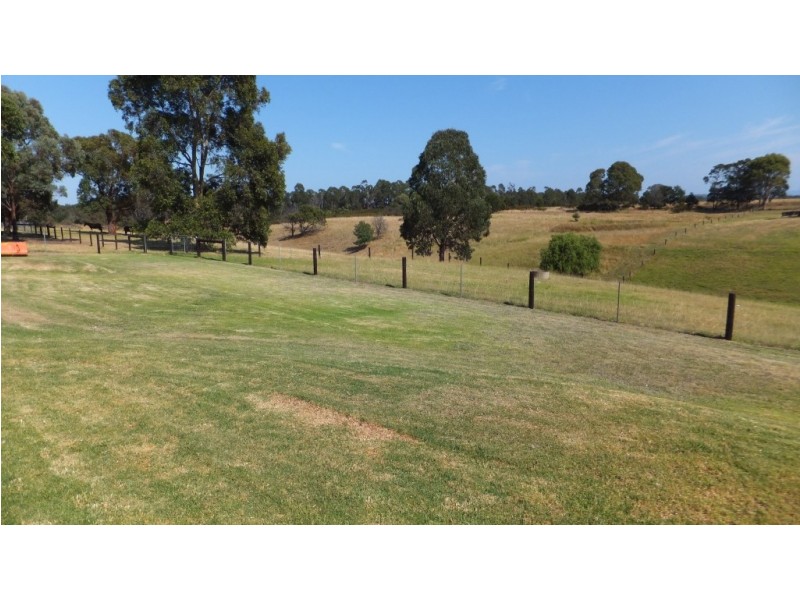 34 Paterson Court, Nicholson VIC 3882