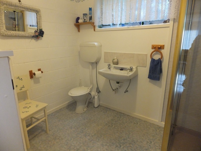 147 Bay Road, Eagle Point VIC 3878