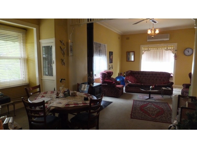 105 Dalmahoy Street, Bairnsdale VIC 3875