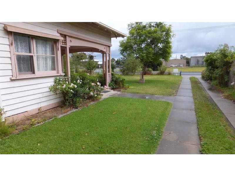 105 Dalmahoy Street, Bairnsdale VIC 3875