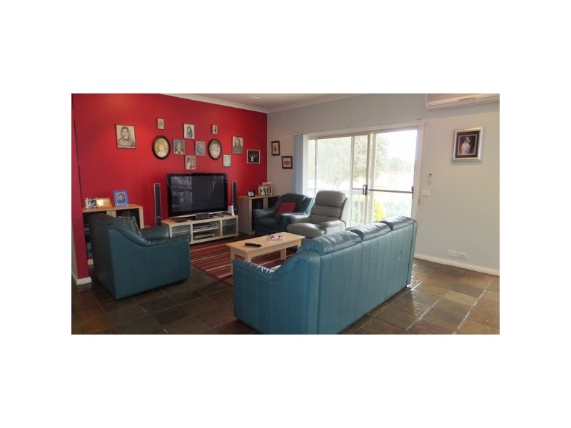 91 Watts Road, Nicholson VIC 3882