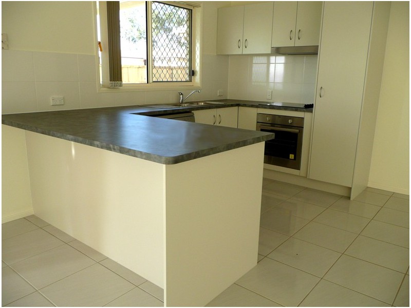 4 Kyah Close, Kallangur QLD 4503