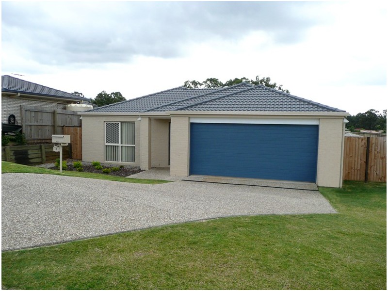 4 Kyah Close, Kallangur QLD 4503