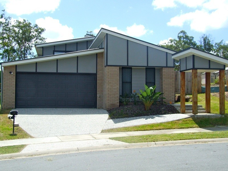 6 Richmond Crescent, Waterford QLD 4133