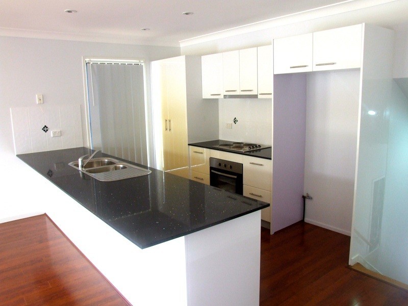 6 Richmond Crescent, Waterford QLD 4133