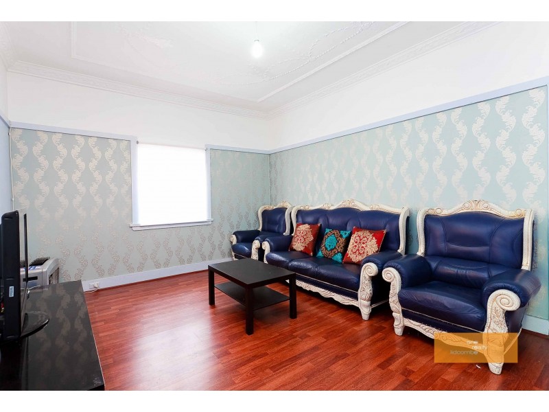 12 Elizabeth St, Campsie NSW 2194