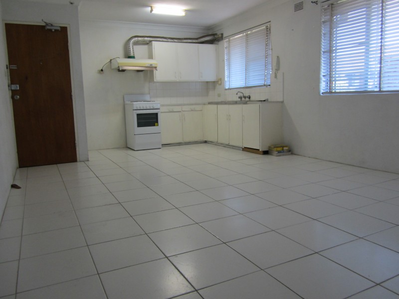 9/17 The Crescent, Berala NSW 2141