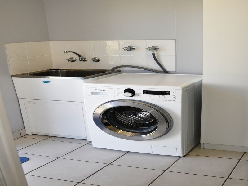 90 Powell Street, Bowen QLD 4805