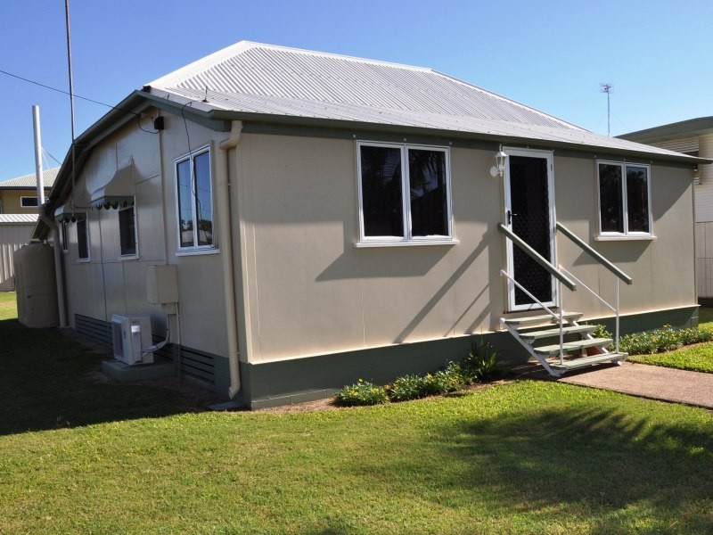 90 Powell Street, Bowen QLD 4805