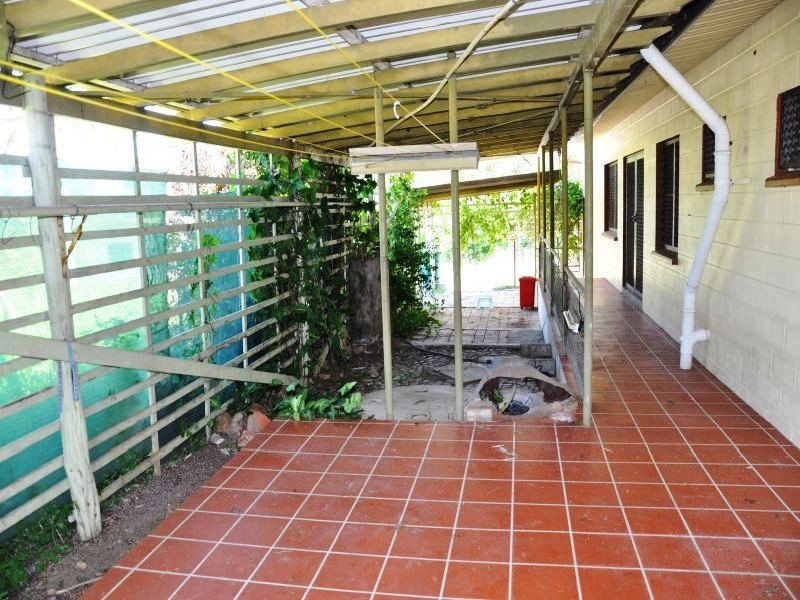 8 Heronvale Road, Bowen QLD 4805