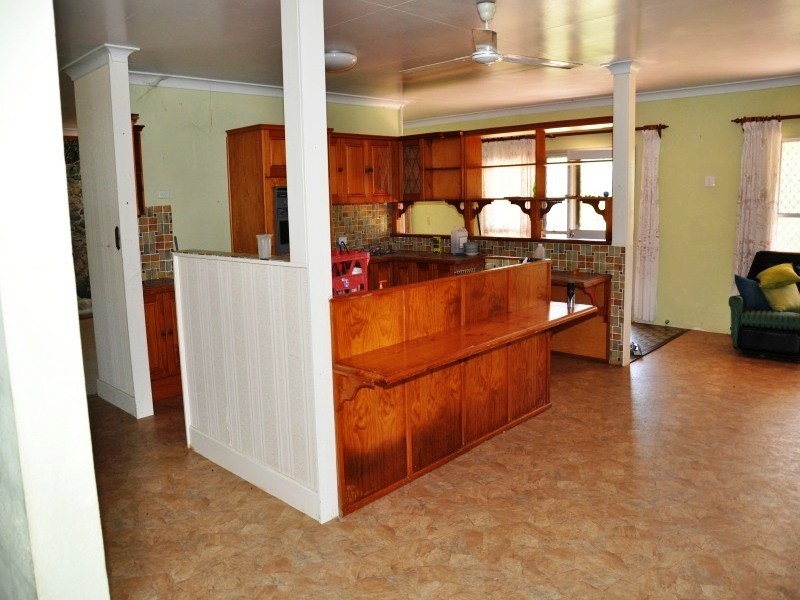 8 Heronvale Road, Bowen QLD 4805
