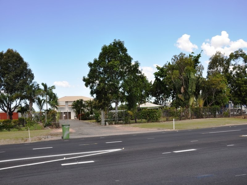 18588 Bruce Highway, Bowen QLD 4805