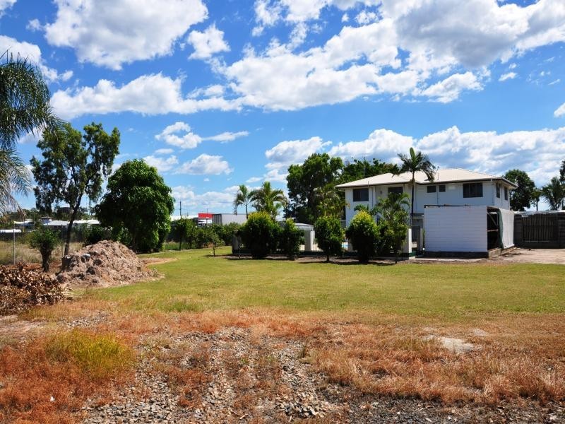 18588 Bruce Highway, Bowen QLD 4805