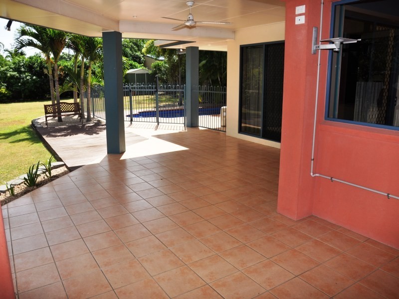 6 Verna Street, Bowen QLD 4805