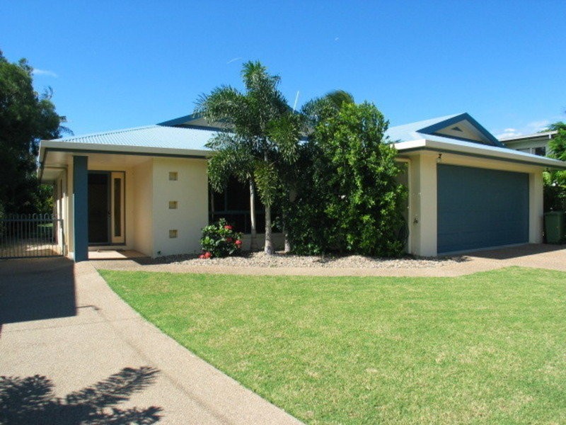 6 Verna Street, Bowen QLD 4805